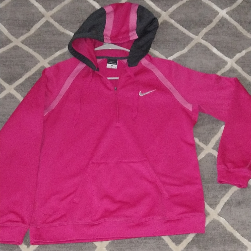 Nike therma-fit hoodie